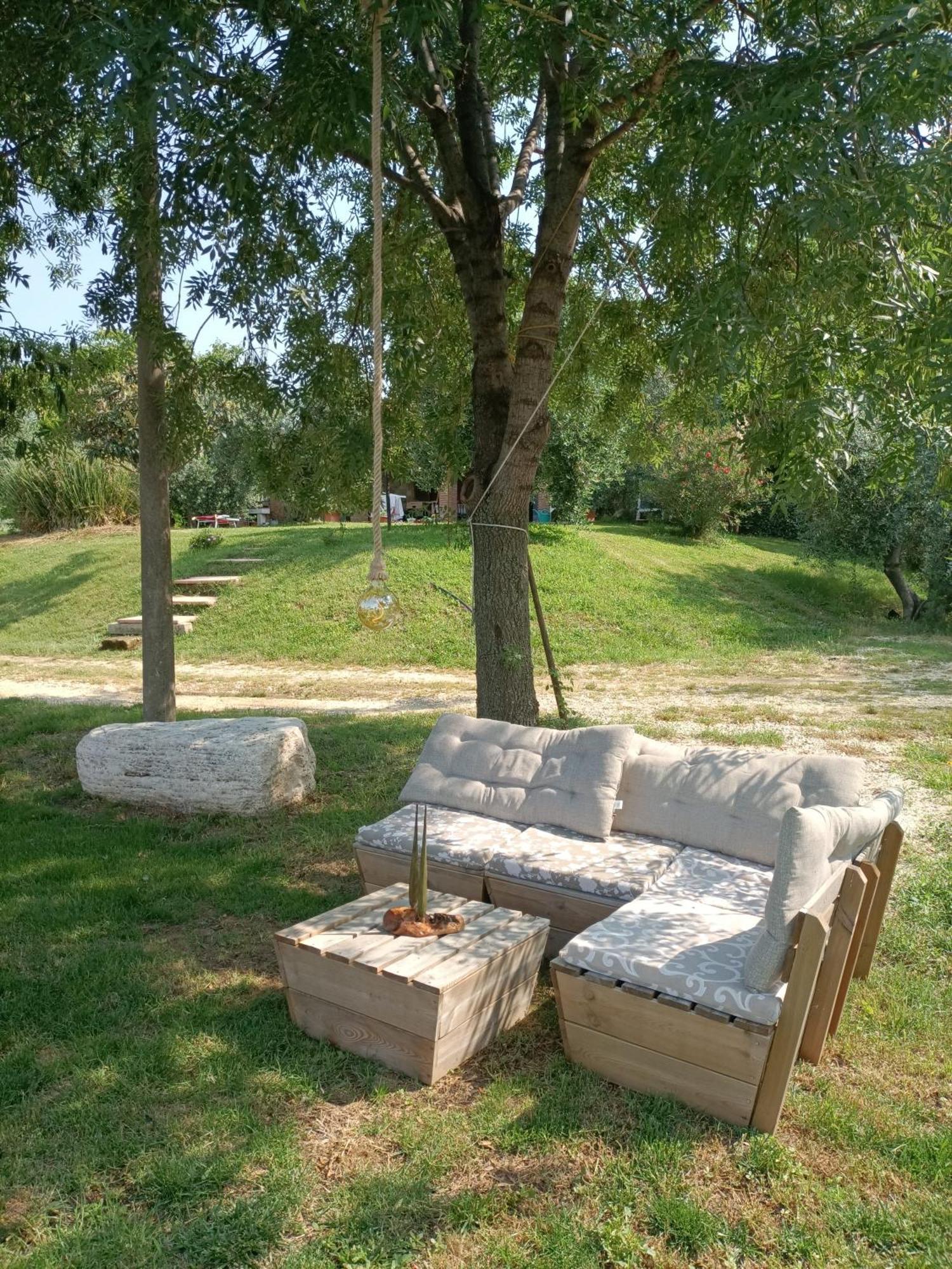 Agriturismo La Valle Degli Ulivi Semproniano Exterior photo