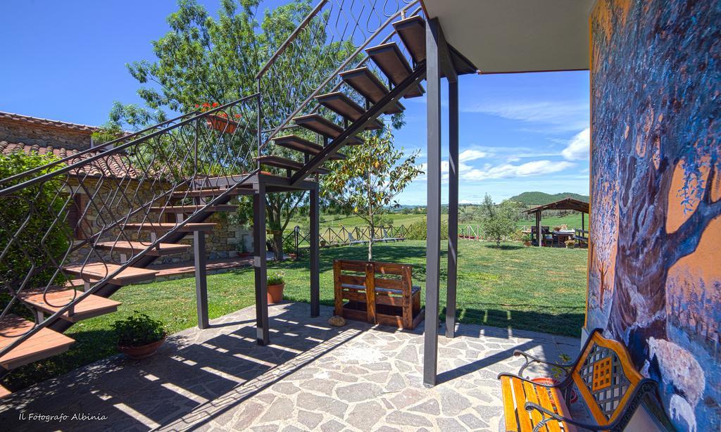 Agriturismo La Valle Degli Ulivi Semproniano Exterior photo